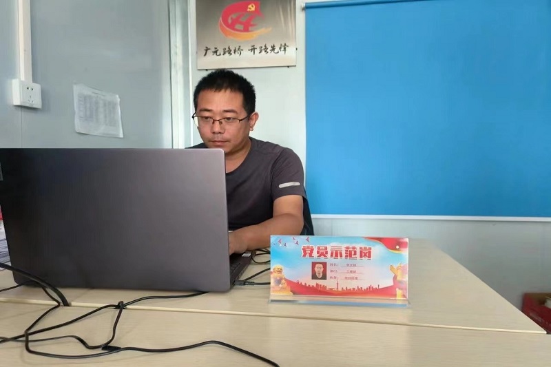 黨員示范崗┃亮身份樹(shù)標(biāo)桿，爭(zhēng)當(dāng)開(kāi)路先鋒